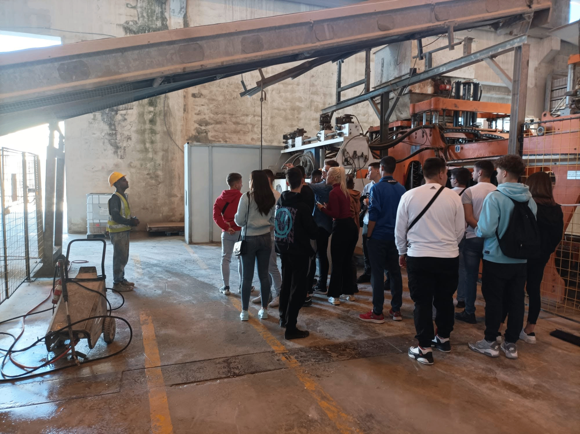 Internship and study visits — young people discovering workplaces and real industry environments.